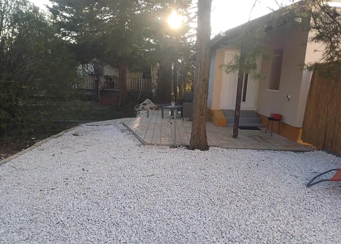 Akacos Vendeghaz Toserdo Case de vacanță *